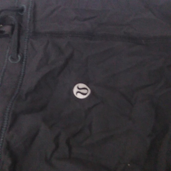 Black and white Lululemon Tank top - Picture 4 of 4